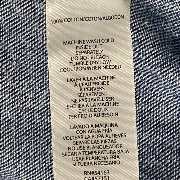 NWOT CALVIN KLINE DISTRESSED HEM CROPPED JEAN JACKET. - Picture 7 of 7